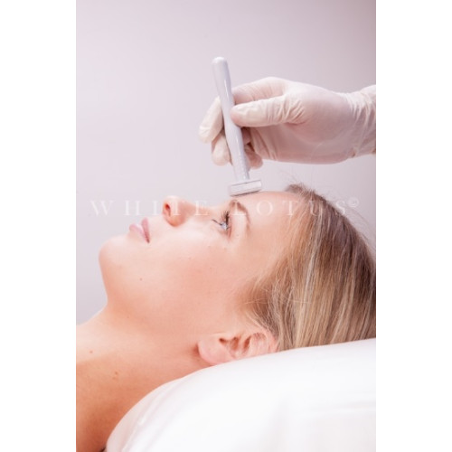 White Lotus Scar Derma Stamp White Lotus Scar Derma Stamp